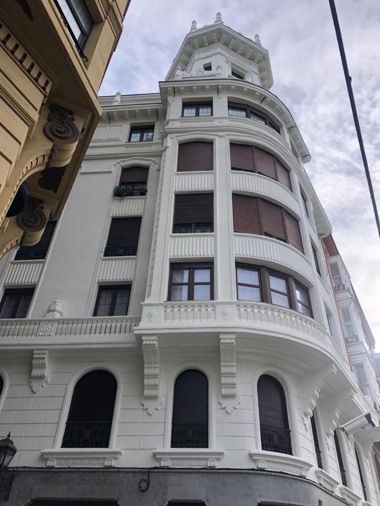Apartamento En El Mismo Corazon Del Casco Viejo ビルバオ エクステリア 写真