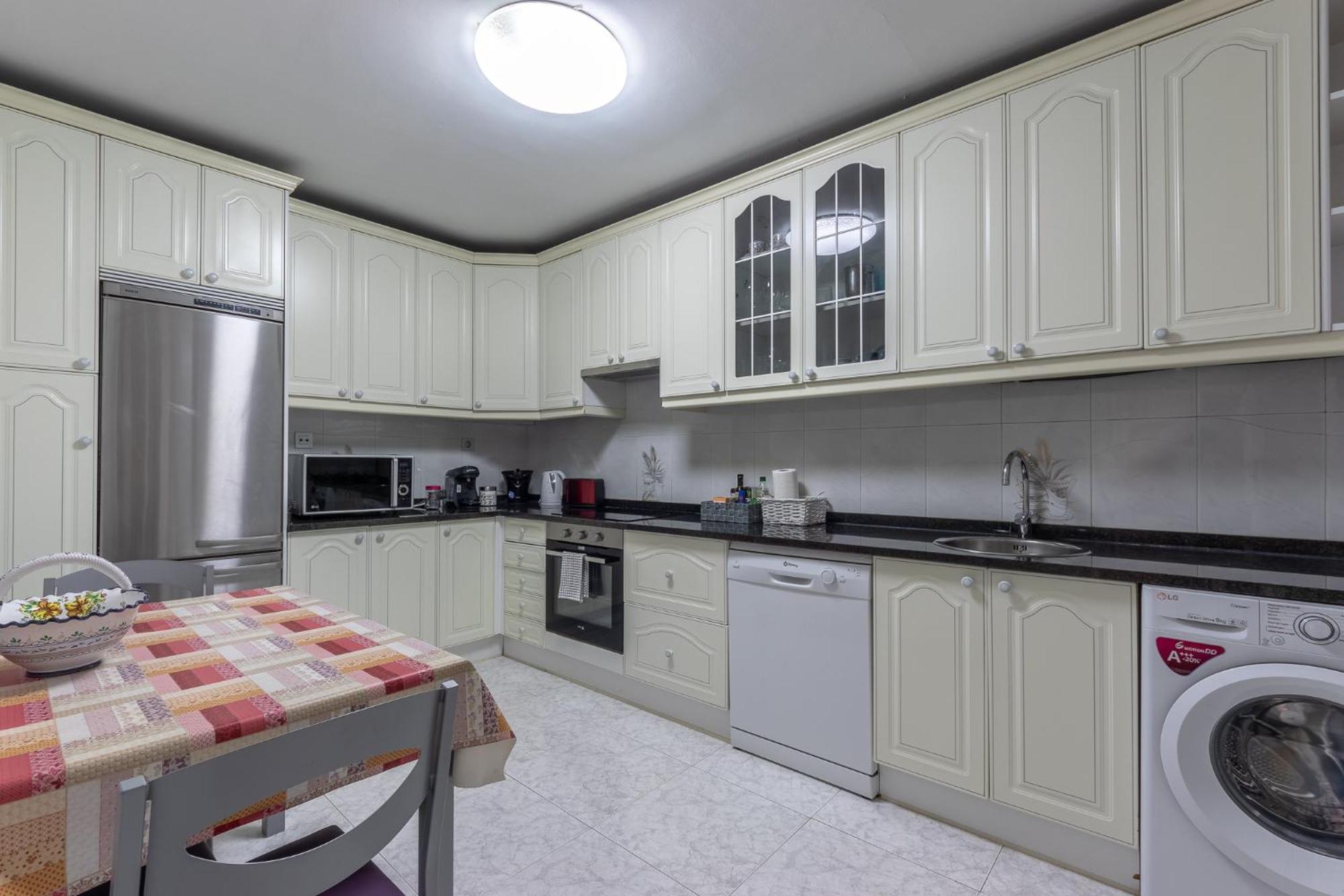 Apartamento En El Mismo Corazon Del Casco Viejo ビルバオ エクステリア 写真